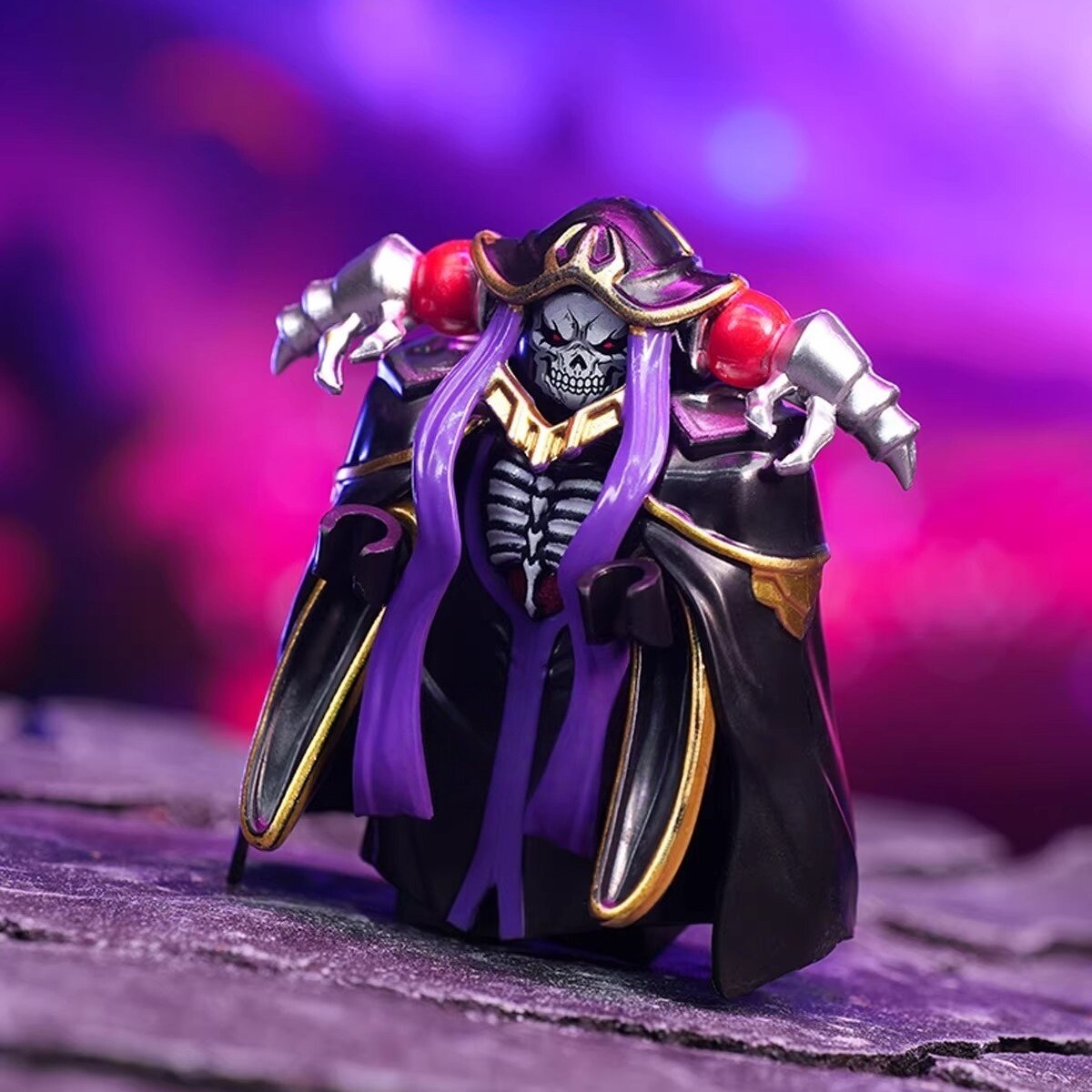 مكعبات بناء جديدة على شكل شخصي - مراجعة Black Clover Grimoire وسعره