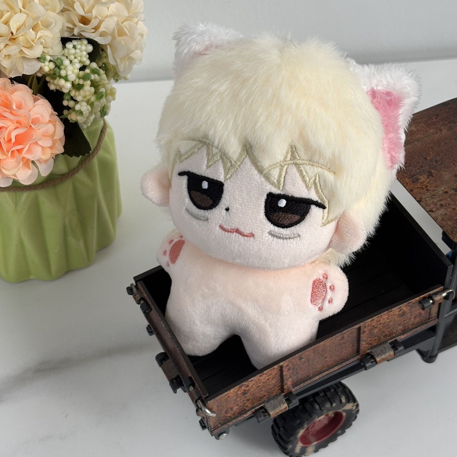 الإصدار الأول: دمية قطنية بطول - مراجعة Anime Doll Cosplay وسعره